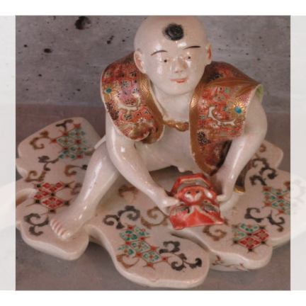 京薩摩 金襴手 唐子置物（鬼面）