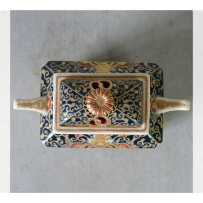 薩摩瑠璃釉金襴手花鳥図香炉　里帰り品（ロンドン）